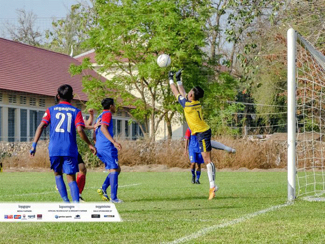 កំពង់ចាម​យក​ឈ្នះ​ខេត្ត​កណ្ដាល ៦-០ ពង្រឹង​​កៅ​​អី​​កំពូល​តារាង​ពូល D