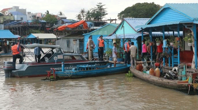 ផ្ទះបណ្តែតទឹក និងបែត្រីនៅតាមដងទន្លេរាជធានី នៅសល់ជាង១០ផ្ទះនិងបែទៀតមិនទាន់រុះរើ